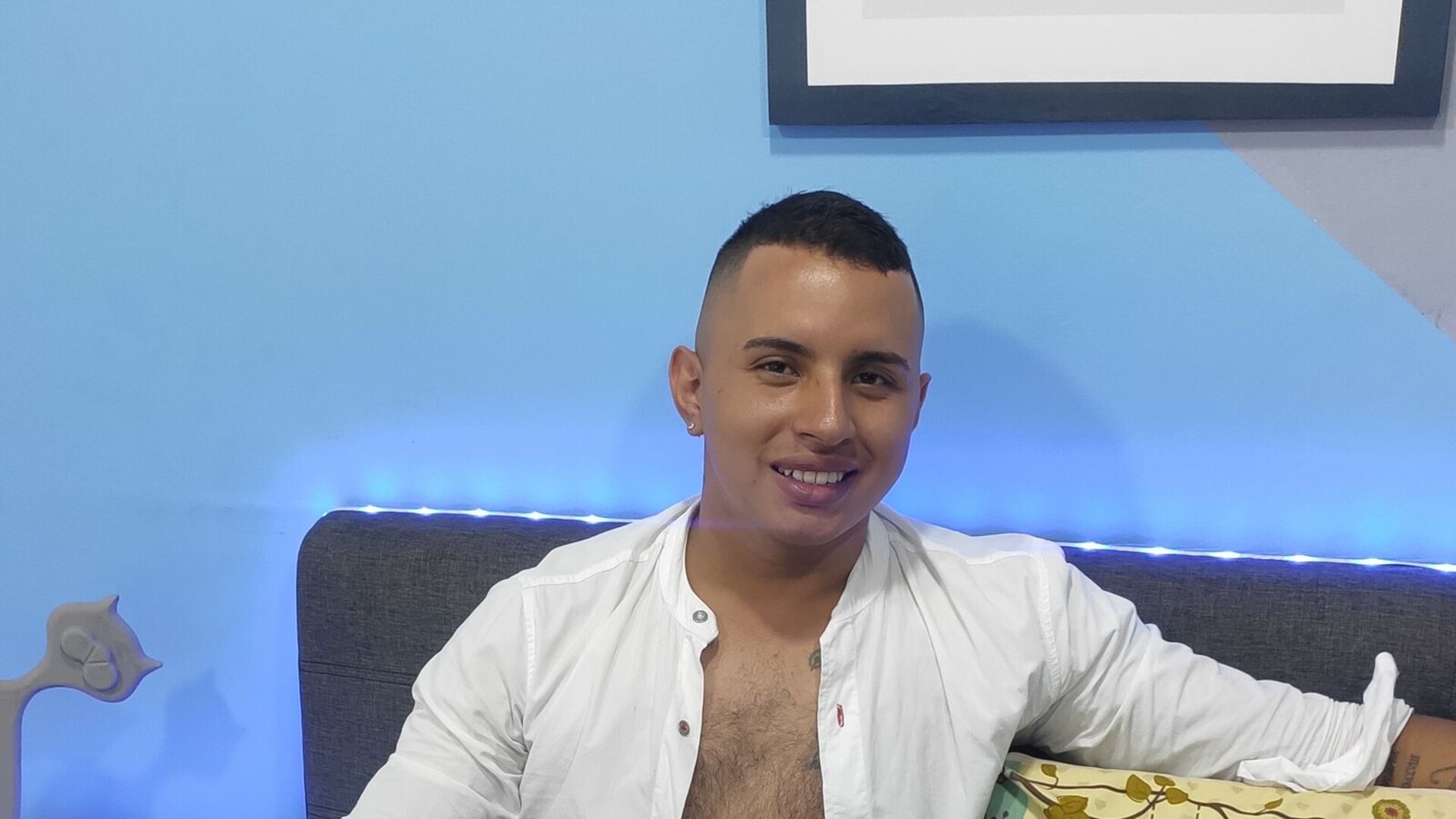 Free Naked AndyBlenn