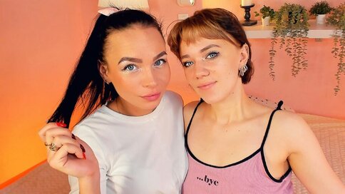 Free Naked AnnaAndRebecca