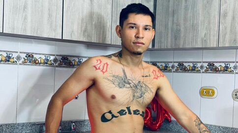 Free Naked DeyvidHerrera