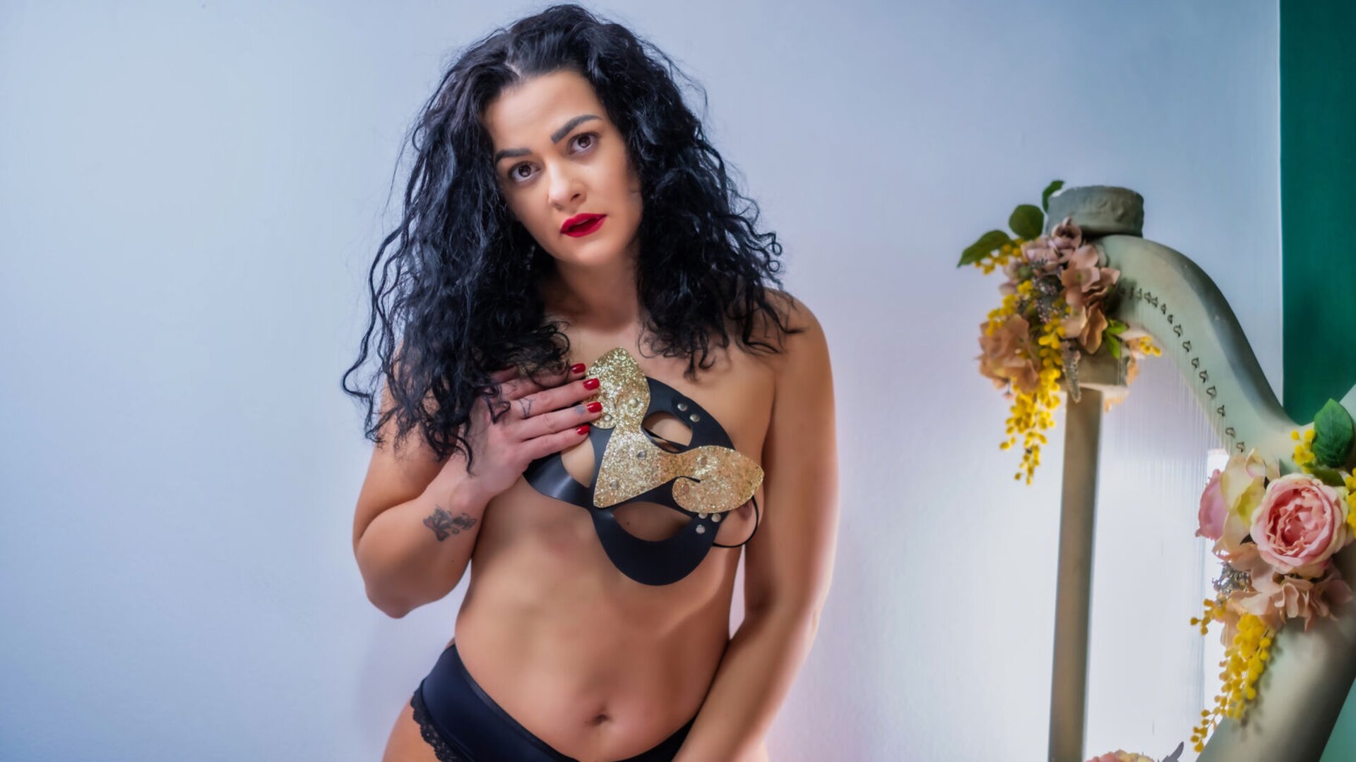 Free Naked ElianaAudrey