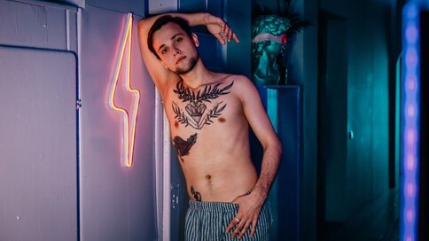 Free Naked RobertAsh