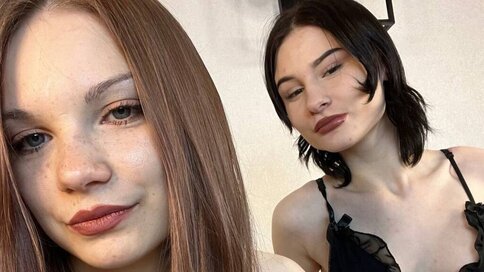 Free Naked SilviaAndEdyt